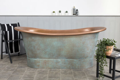 Copper Hammered Verdi Boat Bathtub
